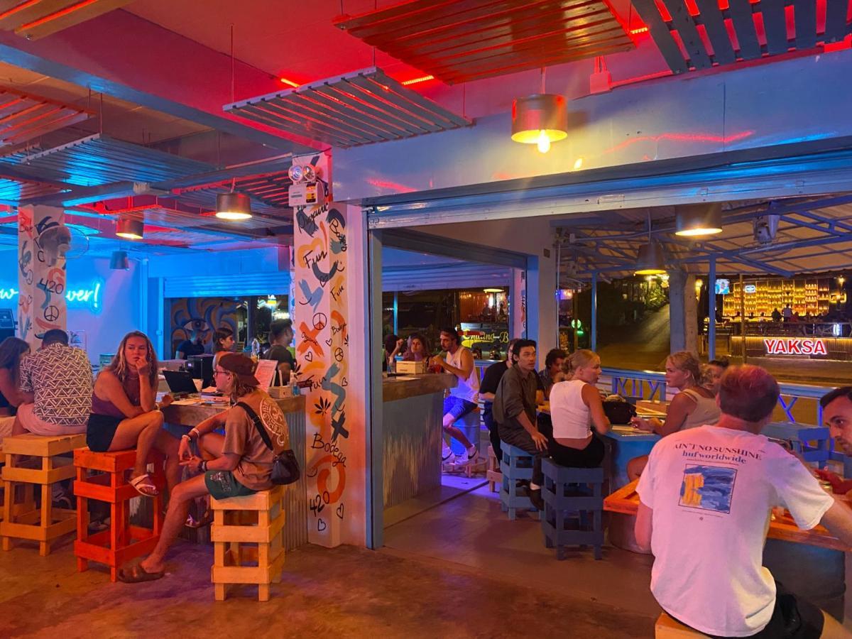 Bodega Krabi Vandrarhem Ao Nang Exteriör bild